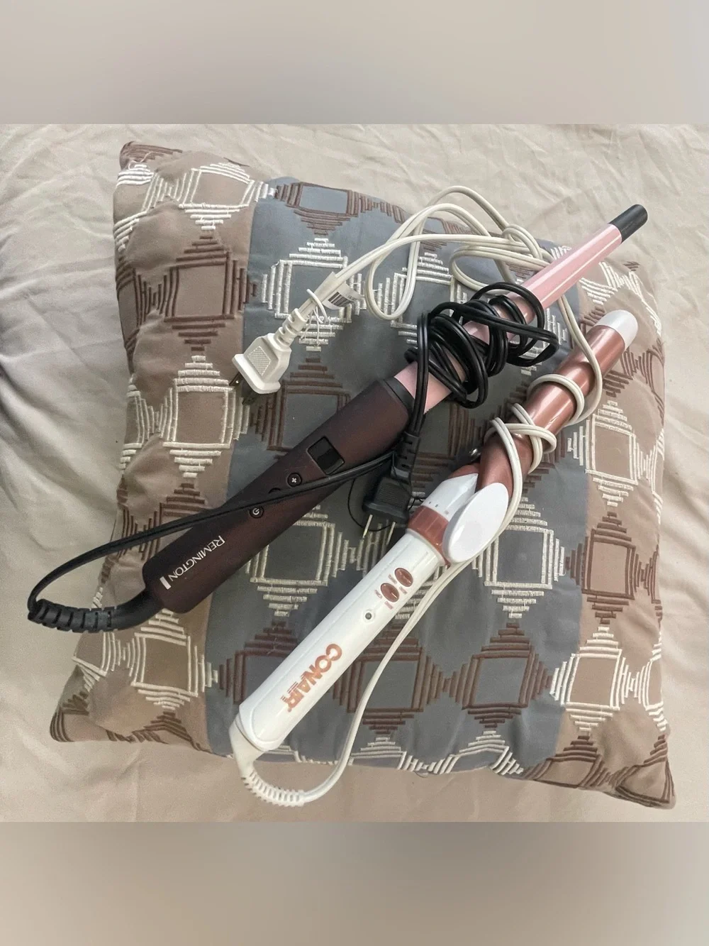 White and Pink Curling Iron Set - Unbranded